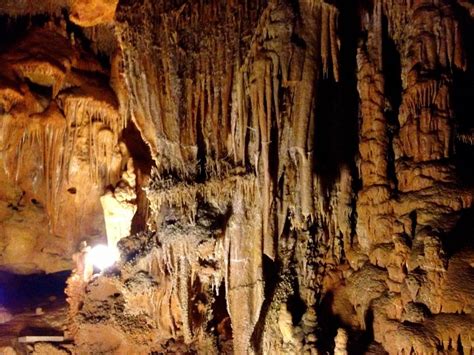 Les Coves Meravelles 